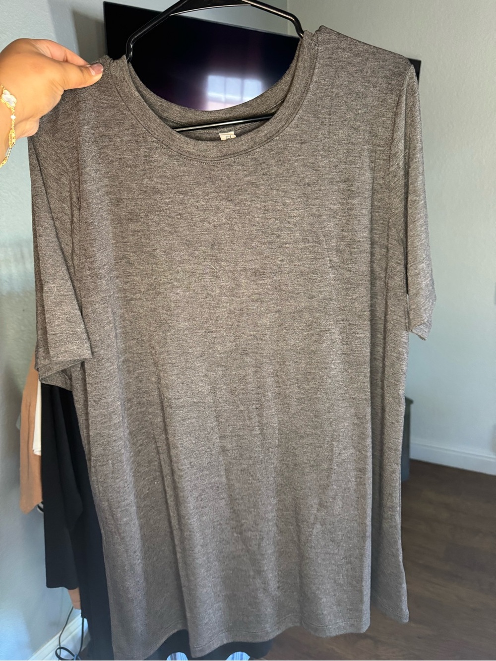 Zenana Outfitters Women's Short Sleeve Crew Tee - Heather Charcoal